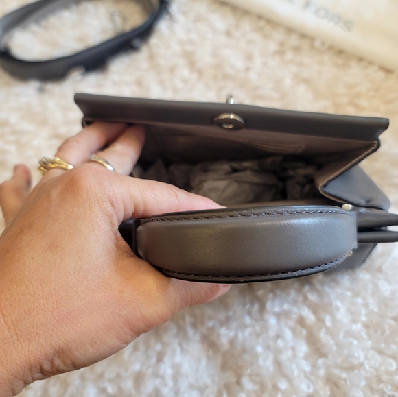 Micheal Kors bag - Picture 4 of 6